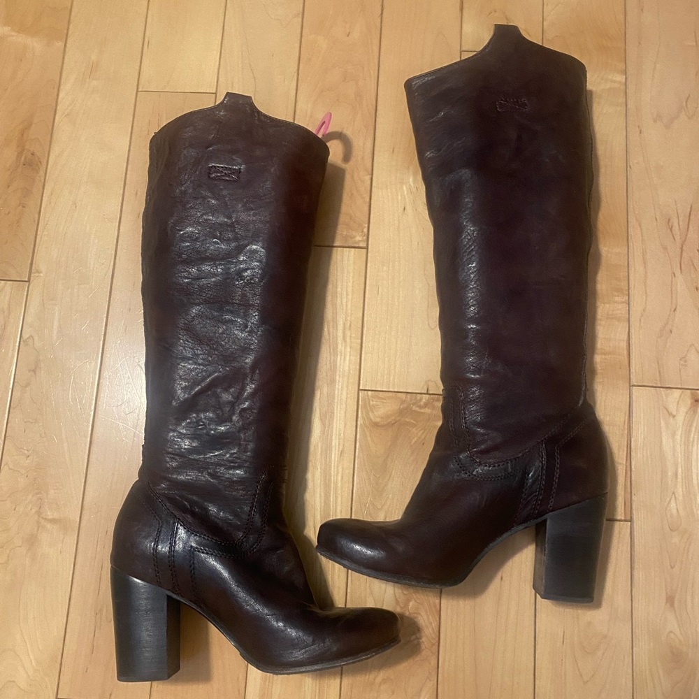 FRYE CARSON BOOTS